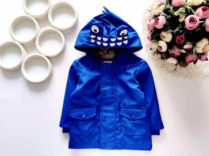 6,9 міс, зріст 68,74 Демісезонна курточка дощовик