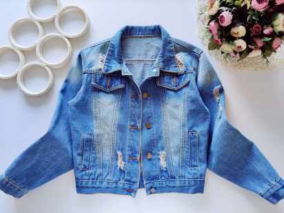 11 років, зріст 146 Модна рвана джинсівка