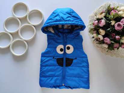 6,9 міс, зріст 74 Жилетка на тонкому синтепоні