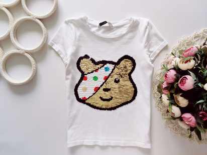 4,5 років, зріст 104,110 Футболка з паєтками ведмедик