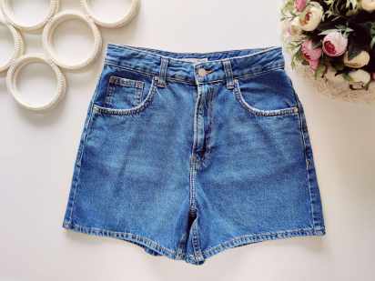 36\26 Джинсові шорти мом Bershka