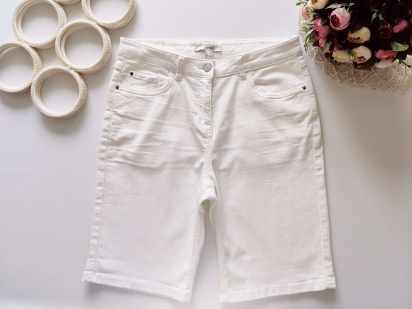 38\12\42\8\40 Подовжені жіночі білі шорти