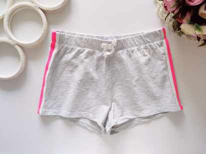 8,9 років, зріст 134 Якісні шорти