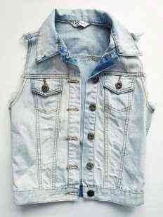 12-13 лет S-ка Стильная джинсовка с родными потертостями