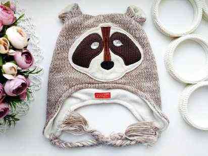 Зимова шапка для дівчинки