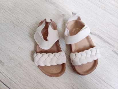 22 (13-14,5 см) Красиві зручні босоніжки