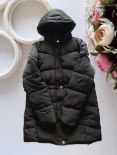 12,13 лет, рост 158 Зимняя теплая куртка для девочки