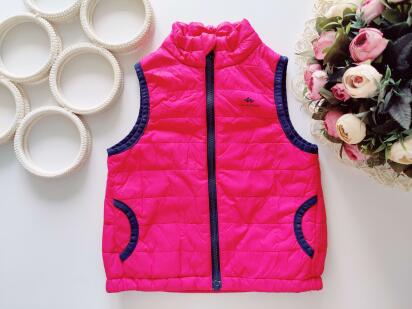 3 года, рост 98 Теплая жилетка на тонком синтепоне
