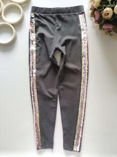 8,9 років, зріст 128,134 Лосини з паєтками