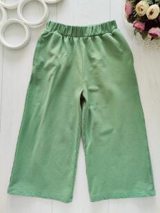 5 лет, рост 110 Качесивенные широкие штаны