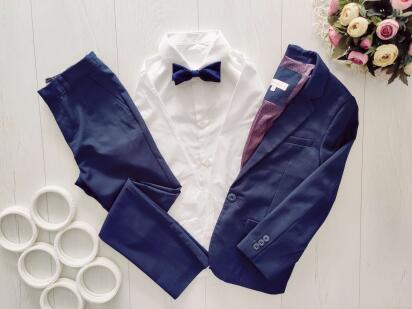 8,9 років, зріст 128,134 Костюм і нова біла сорочка RIR.JOHN ROCHA