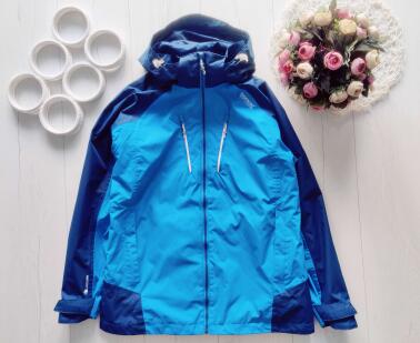 16\42\12\48 Вітровка жіноча