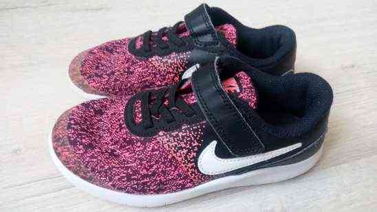 31 (20 см) Кросівки дівчинці