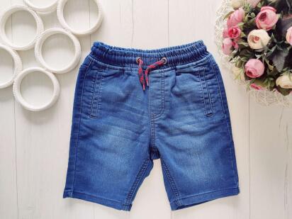 8,9 років, зріст 134 М'які шорти на гумці