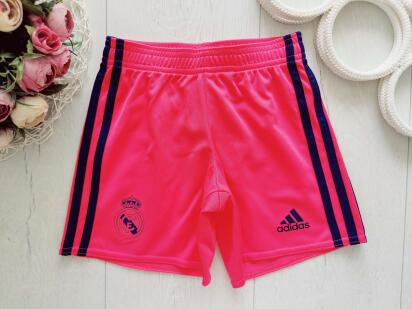 4,5 років, зріст 110 Спортивні шорти