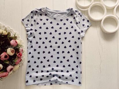 7,8 років, зріст 122,128 Футболка у сердечках