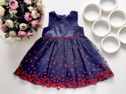 6,9 міс, зріст 74 Дитяче ошатне плаття в сердечках фатин