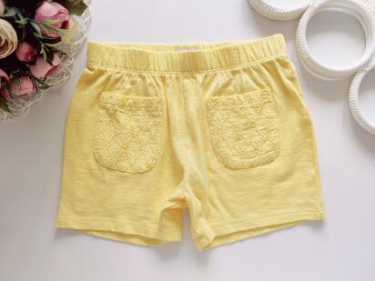 6,7 років, зріст 122 Жовті трикотажні шорти