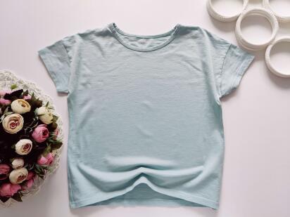 11 років, зріст 146 М'ятна футболка