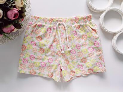 6,7 років, зріст 122 Шорти для дівчинки