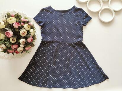 4,6 років, зріст 110,116 Трикотажна сукня в горошок