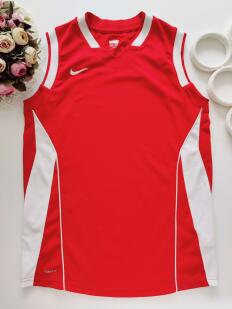 S Спортивна футболка