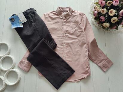 8,9 років, зріст 128,134 Нові штани та сорочка