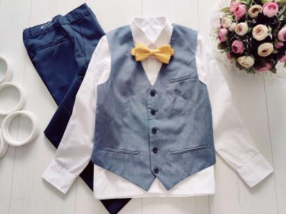 10,11 років, зріст 140,146 Нова біла сорочка, штани і жилетка (ошатний брючний костюм)