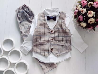 2,3 роки, зріст 98 Гарний брючний костюм і біла сорочка