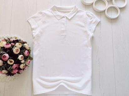 15 років, зріст 170 Нове біле поло дівчинці