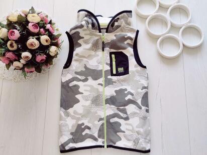 7,8 років, зріст 128 Жилетка на блискавці