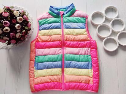 13 років, зріст 158 Жилетка на синтепоні