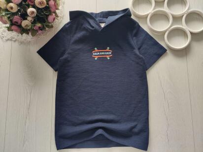 10 лет, рост 140 Новая футболка с капюшоном Oliver