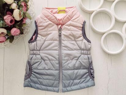 6,12 міс, зріст 74,80 Жилетка на тнком синтепоні