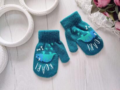Новые вязаные варежки на годик