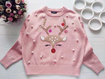 S Гарний новорічний светр з оленем