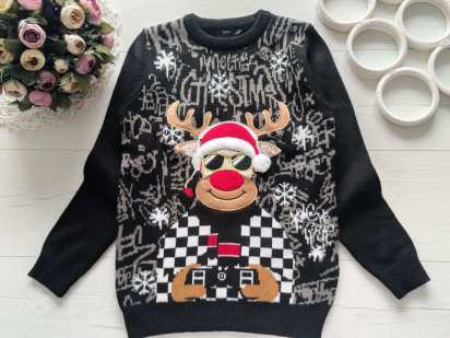 10,11 лет рост 140,146 Новогодний свитер с оленем детский