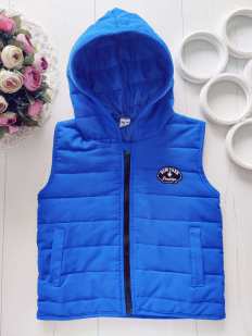 4 роки, зріст 104 Дитяча жилетка на тонкому синтепоні