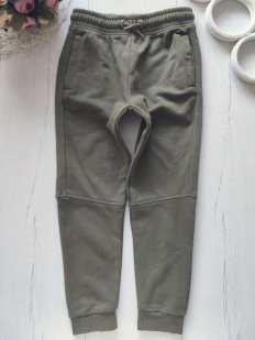 6 років, зріст 116 Спортивні штани хакі