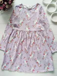 8,10 лет, рост 134,140 Трикротажное платье с рукавами Единорог