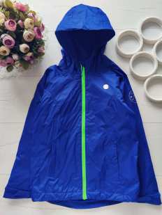 10 лет, рост 140 Легкая детская ветровка
