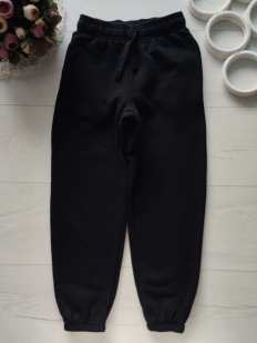 7,8 років, зріст 128 Чорні спортивні штани на флісі