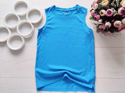 9 років, зріст 134 Красива бірюзова майка