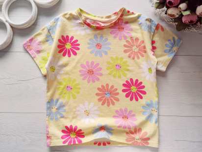 6,7 років, зріст 116,122 Квіткова футболка