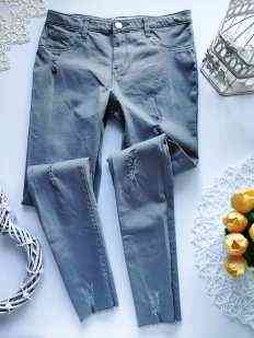 12\13 лет, рост 158 Рваные джинсы для девочки