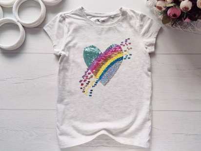 8 років, зріст 128 Футболка з паєток