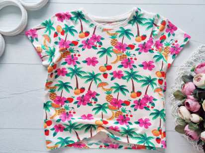 7,8 років, зріст 128 Красива футболка