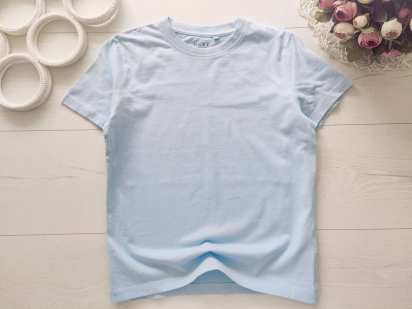 8 лет, рост 128 Голубая футболка для мальчика