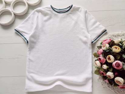 7,8 лет, рост 128 Белая детская футболка мальчику