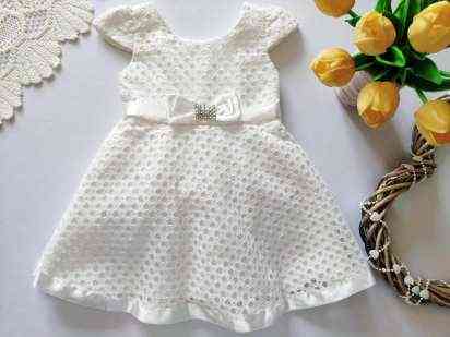 Мила сукня на хрестини